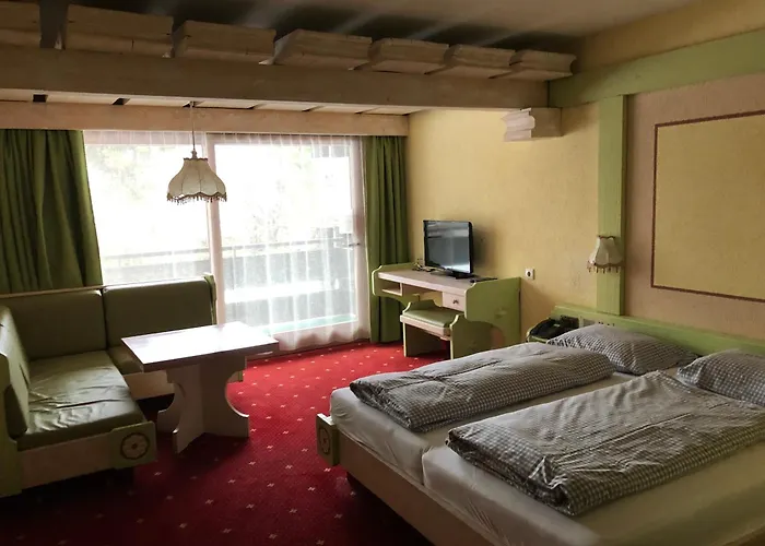 Bed & Breakfast In Seefeld 3*