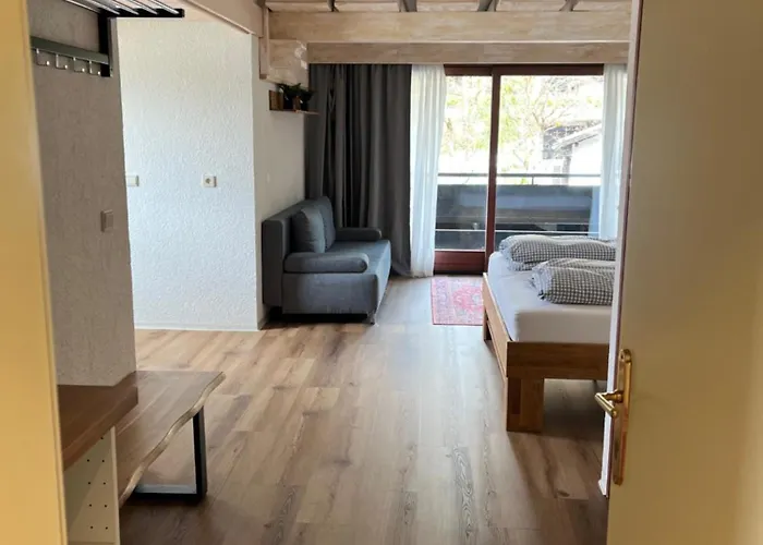 Bed & Breakfast In Seefeld 3*